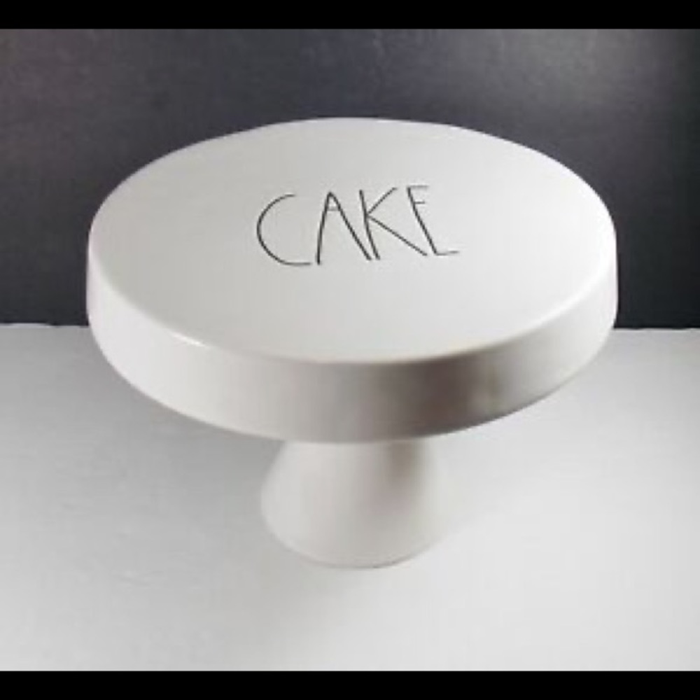 *NEW* Rae Dunn “CAKE” Stand